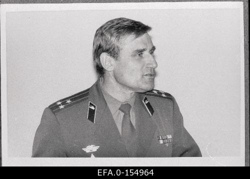 Tartu sĆµjakomissar polkovnik Ants Laaneots (14_ okt_ 1991__a_ nimetati Toompeal valitsusnĆµuniku ja Ć¼htlasi kaitsejĆµudude peastaabi Ć¼lema ajutise kohus.jpg