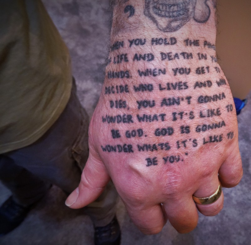 sgt craig harrison vasak käsi tattoo.jpg