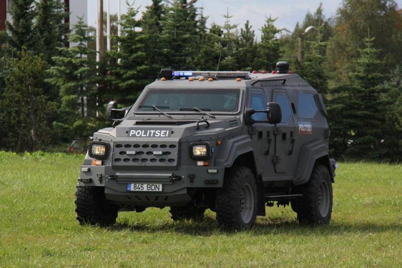 estonia police vehicle.jpg