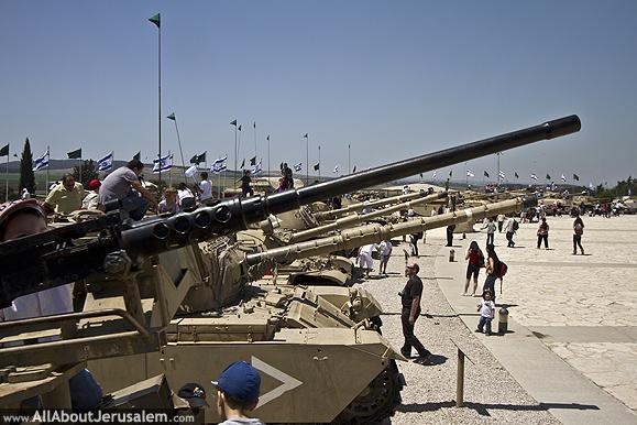 latrun_infartry_tanks.jpg