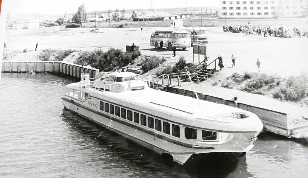 R143.jpg
