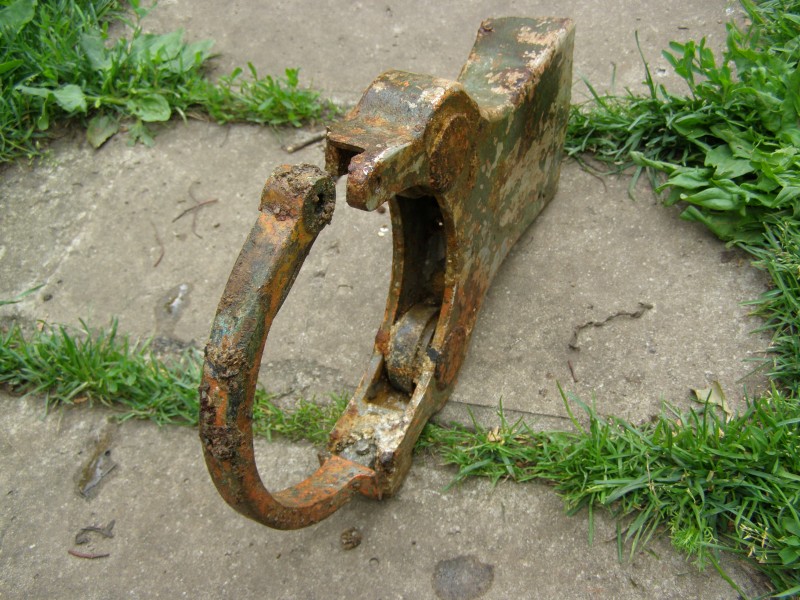 r2 041.jpg