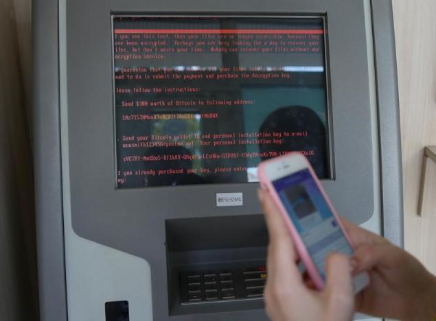 Küberrünnakuga nakatunud Ощадбанкi makseterminal Kiievis 27. juunil.