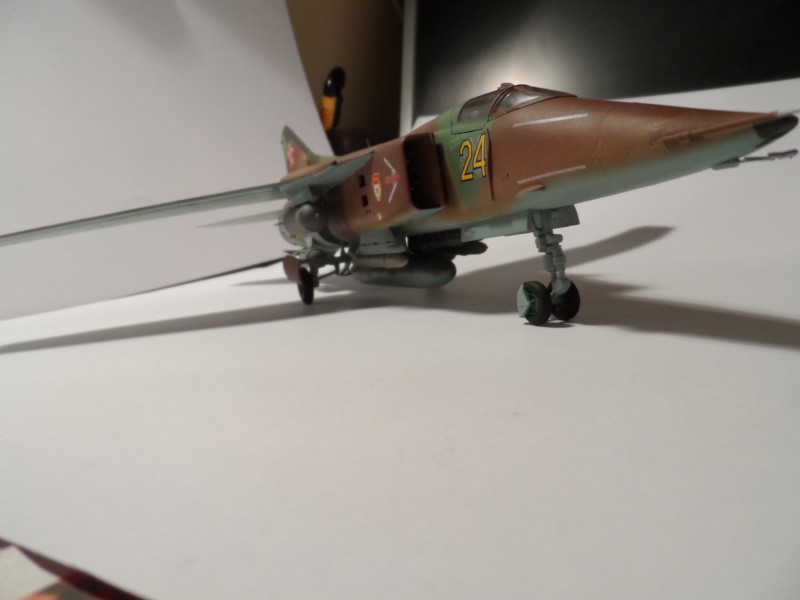MiG-27 (3).JPG