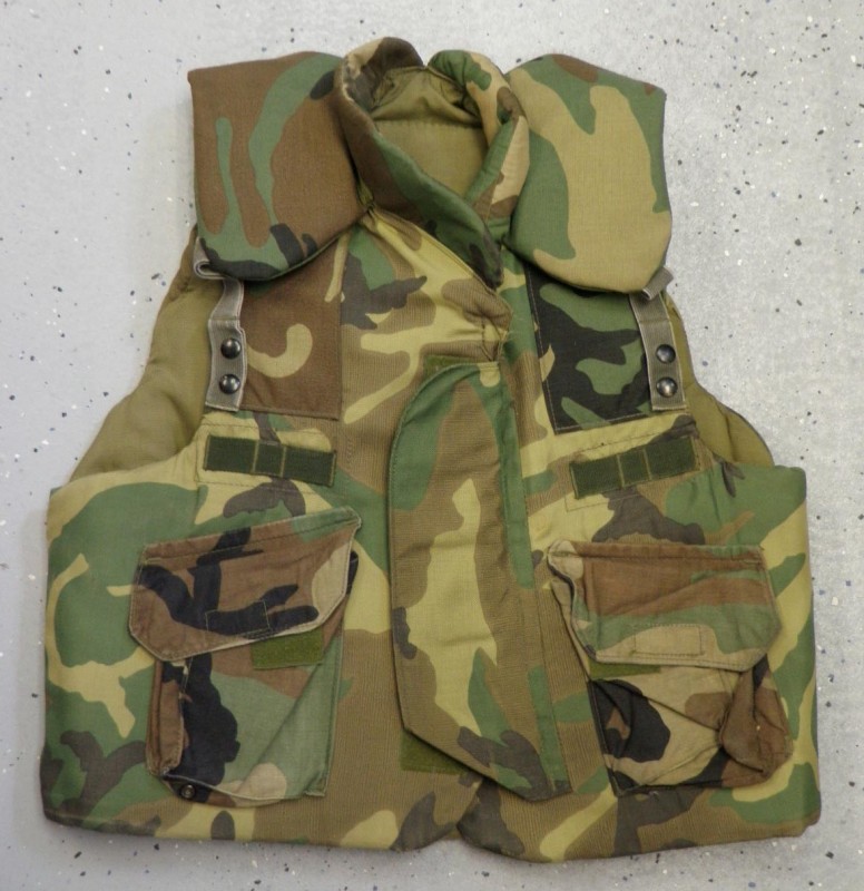 USA PASGT vest eest.jpg
