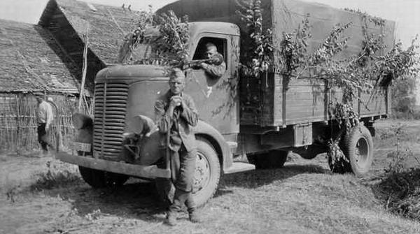GMC354-03.jpg
