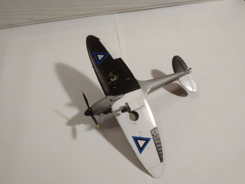 eesti Spitfire k6hualune.jpg