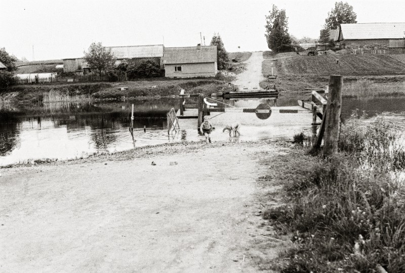 Kavastu 1984 b.jpg