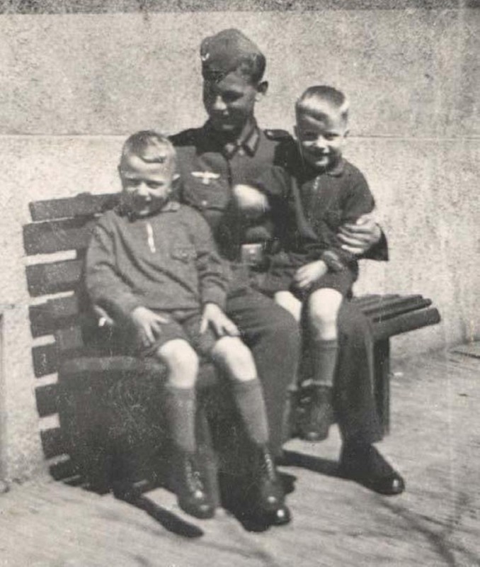 saksa s_dur lastega.jpg