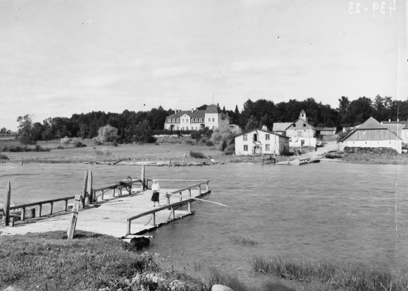 01 439_23 Kavastu parv ja mois Emajoe aares.jpg