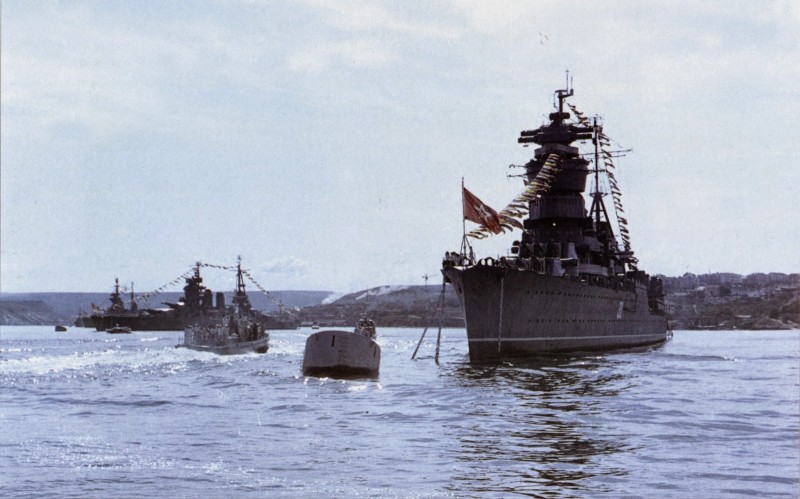 Kuybyshev at Sevastopol on Navy Day, 25 July 1954. On the background you can see Novorossiysk, the former Italian battleship Giulio Cesare.jpg