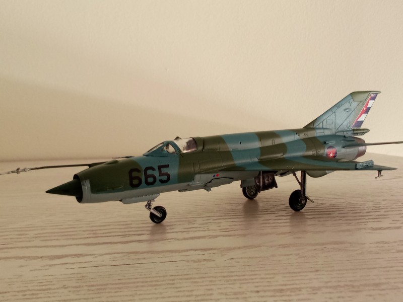 Mig 21 Kuuba vol 1.jpg