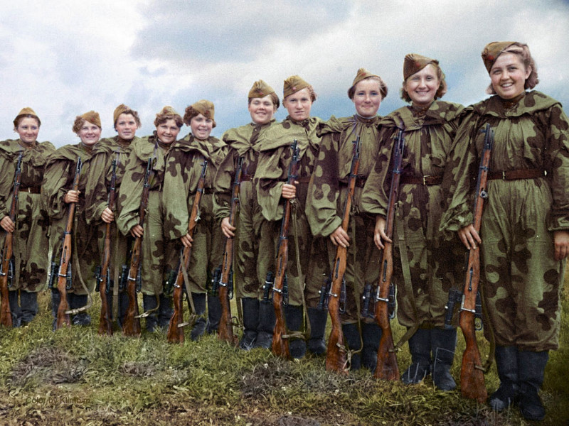 Vene naissnaiprite kursus Moskva 1943.jpg