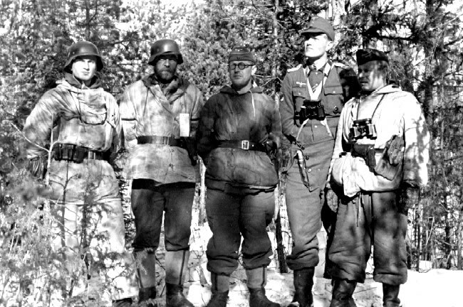 Vasakult: ltn. Simson, ltn. Rudolf Nuude, kpt. Georg Sooden, ltn. Raul Jüriado, ül-ltn. Ants Hanso