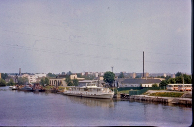 143062t1hb5534.jpg