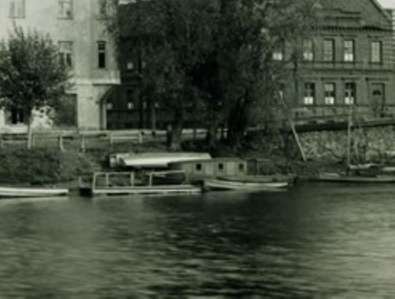 1923Linda1.jpg