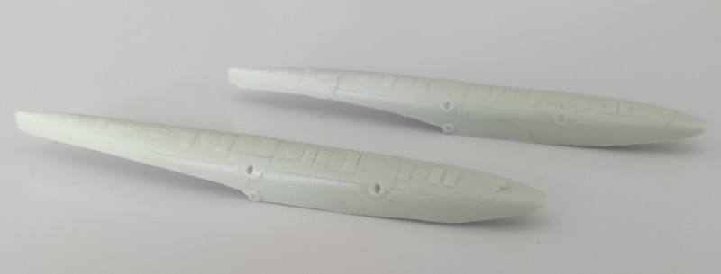 Need on nüüd nö originaalpontoonid. Ilusad ja voolujoonelised. Pikkus/laius klapivad, kõik muu on järgiaidatav.