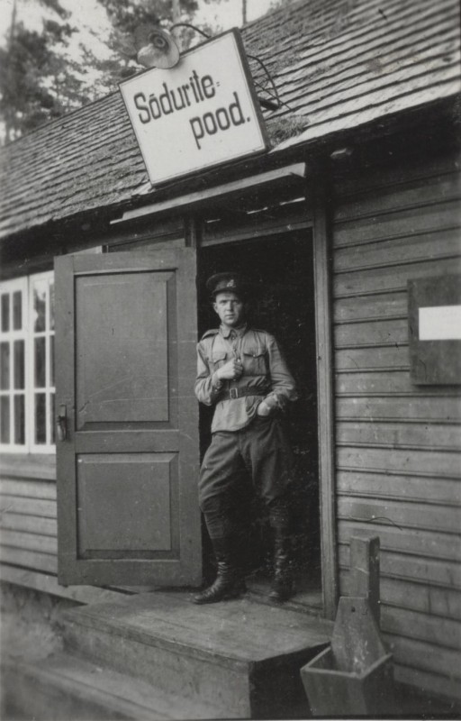 2.suurt.grupp Rakveres 1936.JPG