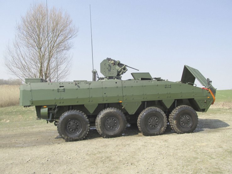 Patria AMV.jpg